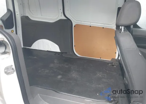 2019 Ford Transit Connect Xl z USA, uszkodzony, nr VIN NM0LS7E27K1427034